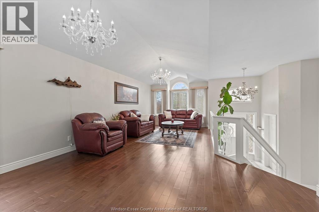 2820 Wildberry Crescent, Tecumseh, Ontario  N9K 1C2 - Photo 6 - 26025561