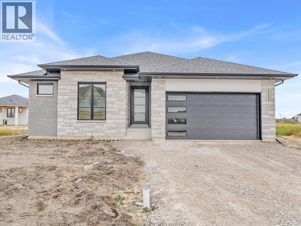 5229 Aiden Avenue, Tecumseh, Ontario  N0R 1K0 - Photo 2 - 26025555