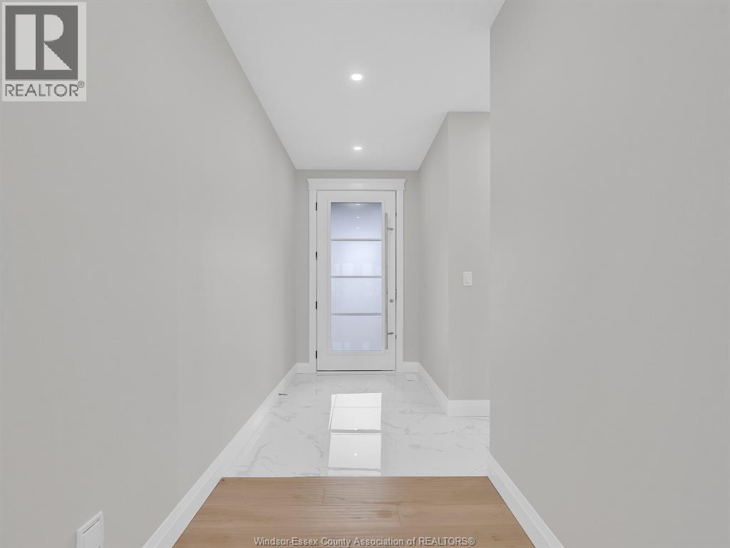 5229 Aiden Avenue, Tecumseh, Ontario  N0R 1K0 - Photo 5 - 26025555