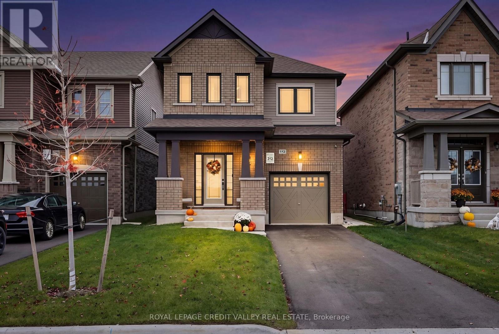 112 Lorne Thomas Place, New Tecumseth, Ontario  L9R 0T8 - Photo 1 - N14092524