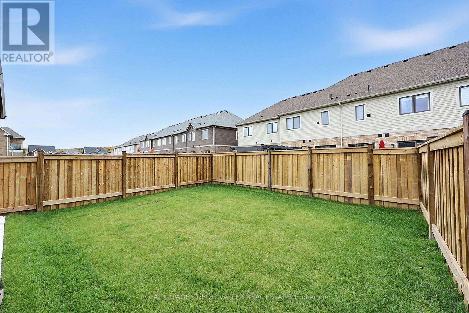 112 Lorne Thomas Place, New Tecumseth, Ontario  L9R 0T8 - Photo 38 - N14092524