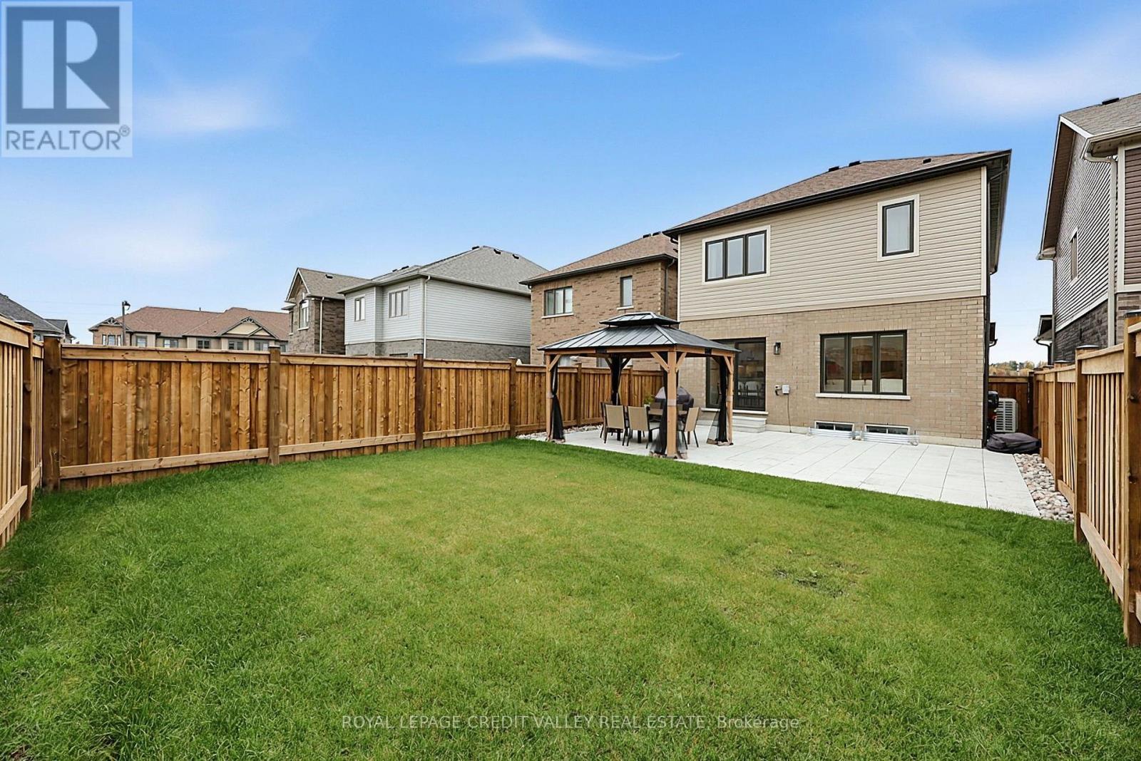 112 Lorne Thomas Place, New Tecumseth, Ontario  L9R 0T8 - Photo 40 - N14092524