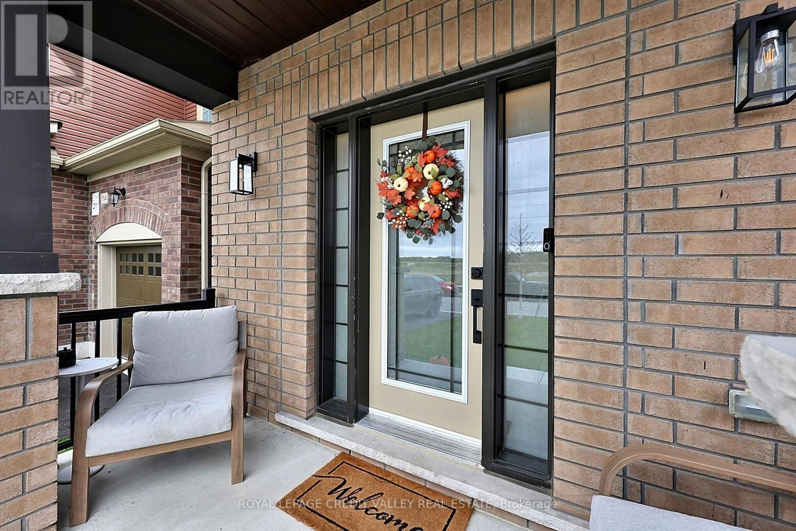 112 Lorne Thomas Place, New Tecumseth, Ontario  L9R 0T8 - Photo 7 - N14092524