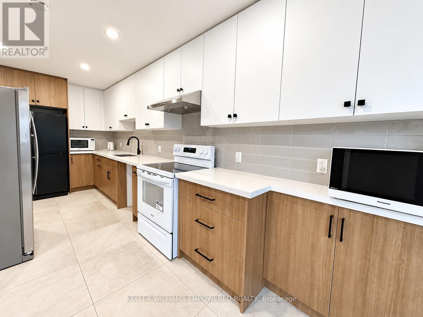 202 Stather Crescent, Markham, Ontario  L3S 1C2 - Photo 2 - N14092546