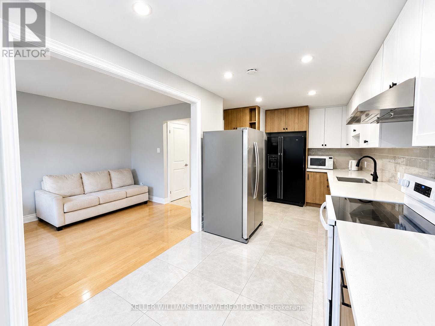 202 Stather Crescent, Markham, Ontario  L3S 1C2 - Photo 4 - N14092546