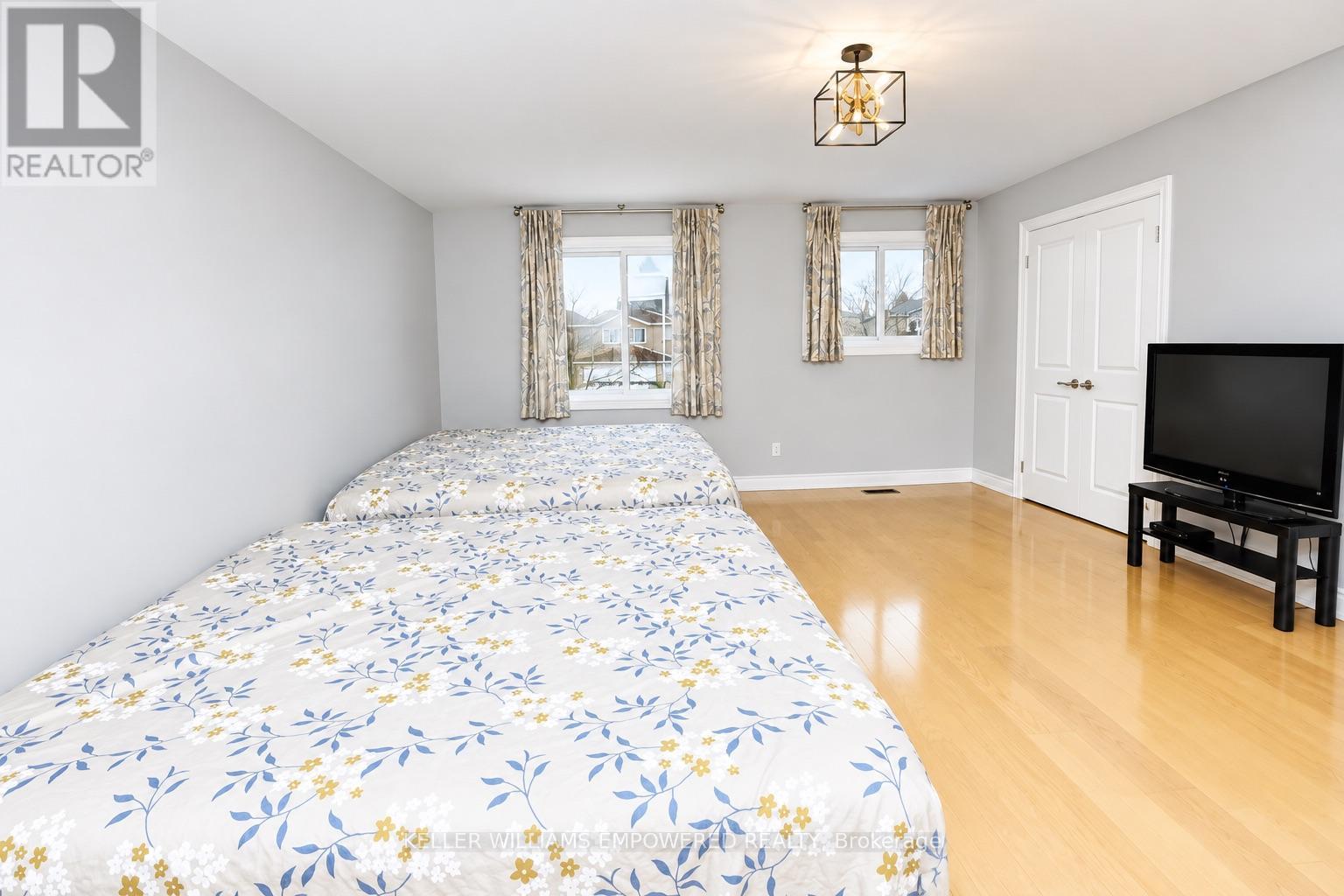 202 Stather Crescent, Markham, Ontario  L3S 1C2 - Photo 9 - N14092546