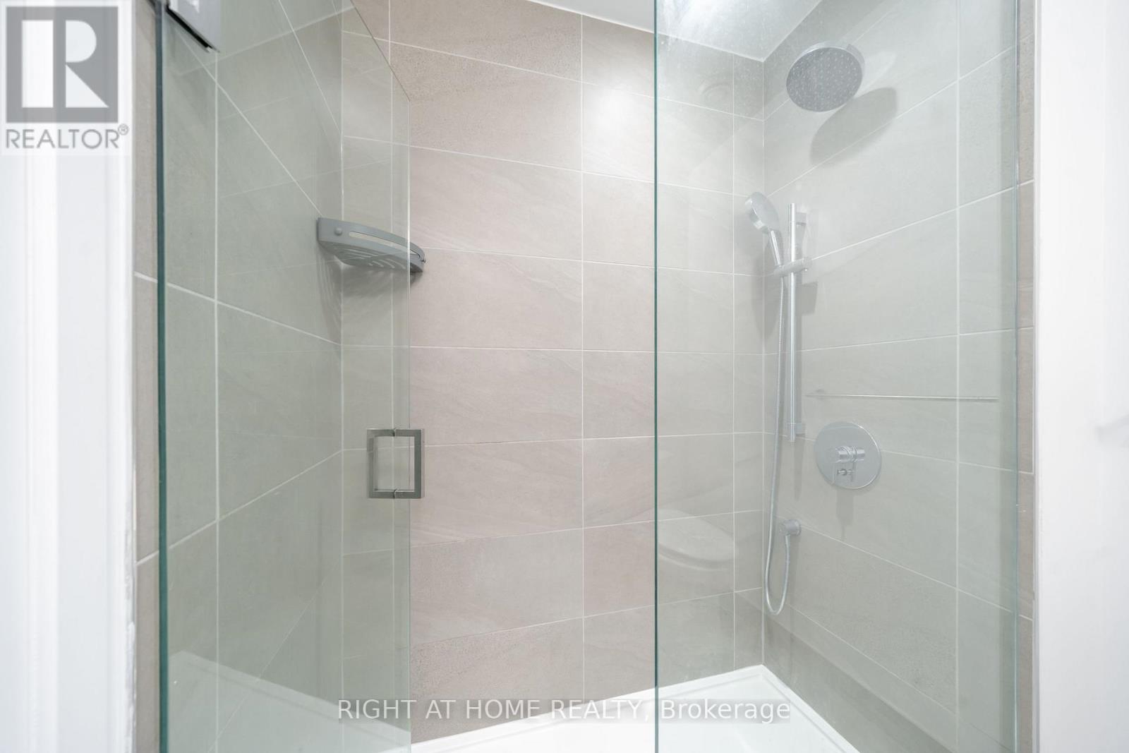 1005 - 5 Buttermill Avenue, Vaughan, Ontario  L4K 0J5 - Photo 11 - N14092560