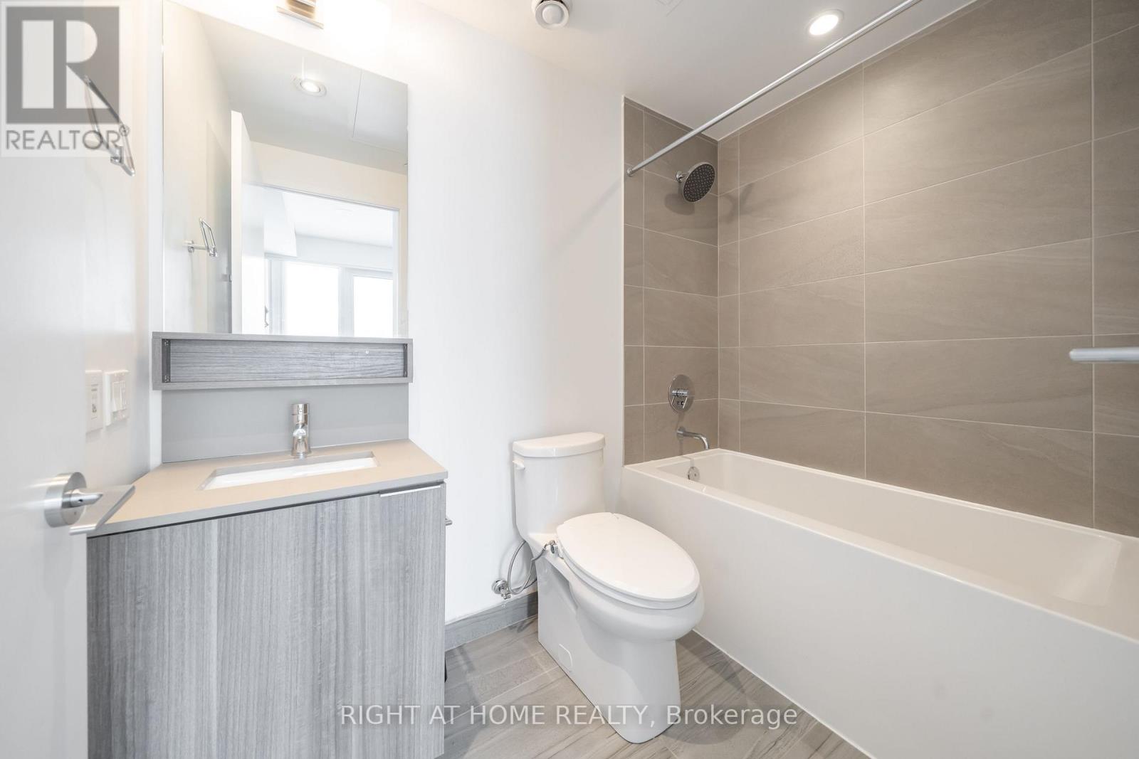 1005 - 5 Buttermill Avenue, Vaughan, Ontario  L4K 0J5 - Photo 13 - N14092560
