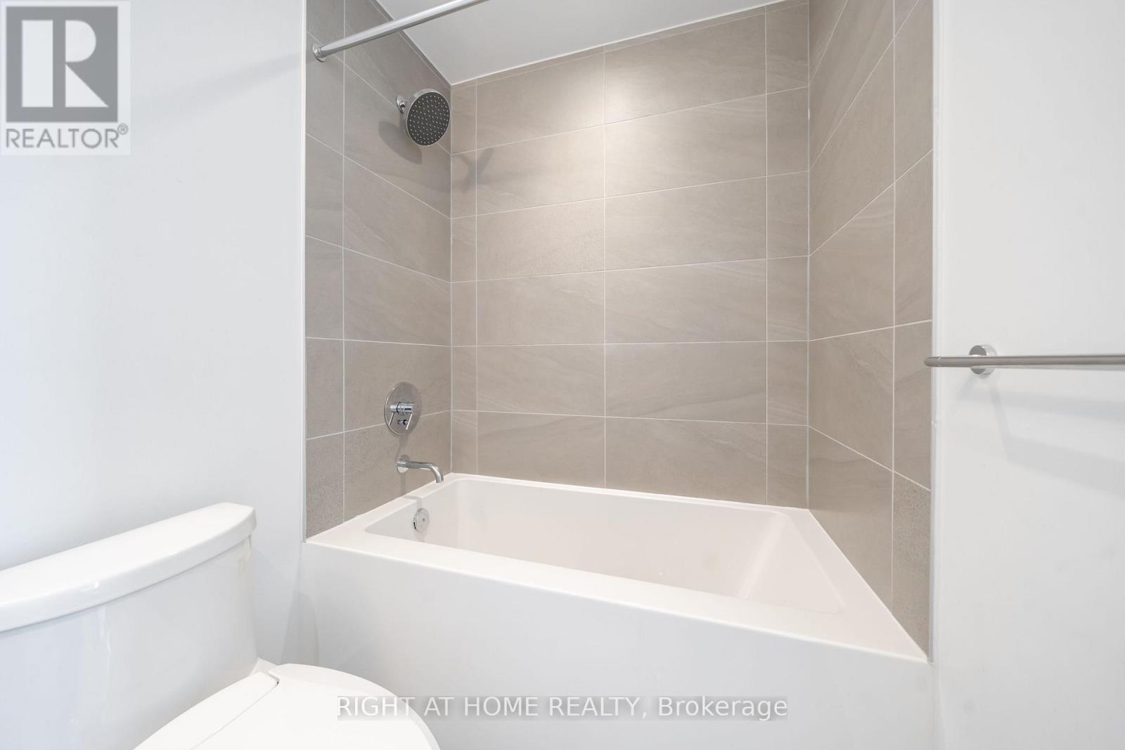 1005 - 5 Buttermill Avenue, Vaughan, Ontario  L4K 0J5 - Photo 14 - N14092560