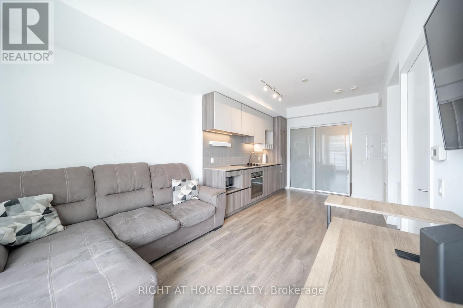 1005 - 5 Buttermill Avenue, Vaughan, Ontario  L4K 0J5 - Photo 28 - N14092560