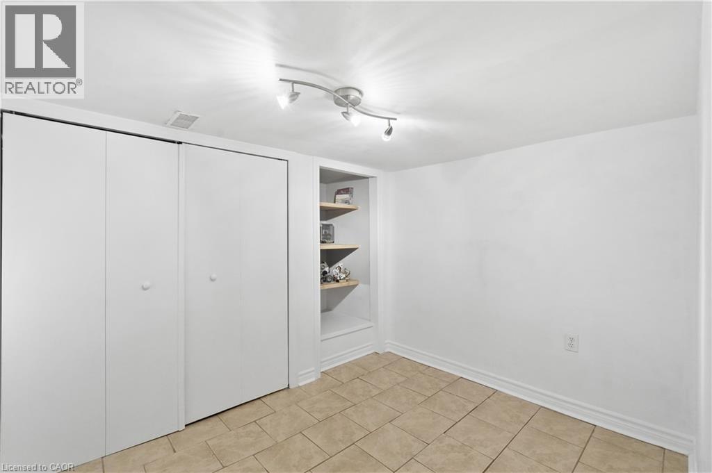 90 London Street N, Hamilton, Ontario L8H 4B5 - Photo 34 - 40872170