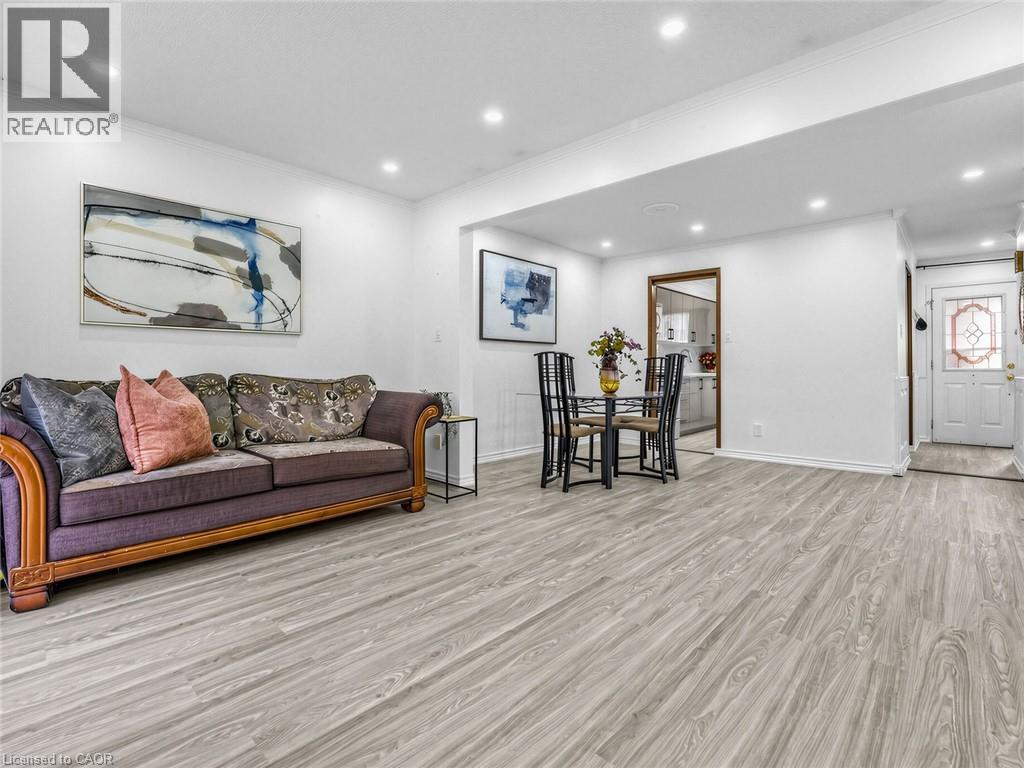 1180 Mississauga Valley Boulevard Unit# 4, Mississauga, Ontario  L5A 3M9 - Photo 5 - 40872112