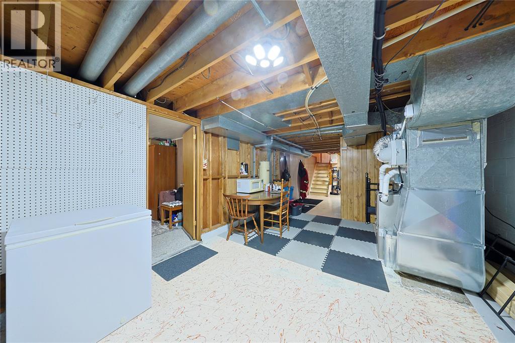 880 Champlain Road, Sarnia, Ontario N7V 2G1 - Photo 19 - 26024097