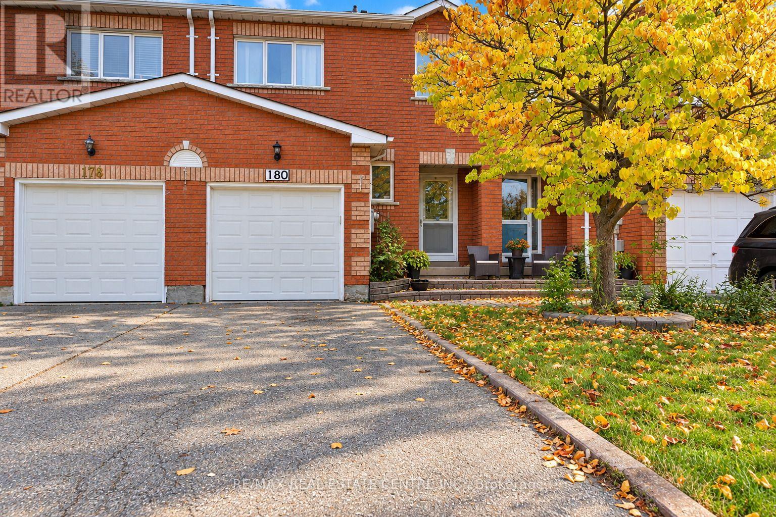180 Cresthaven Road, Brampton, Ontario  L7A 1J5 - Photo 2 - W14092442