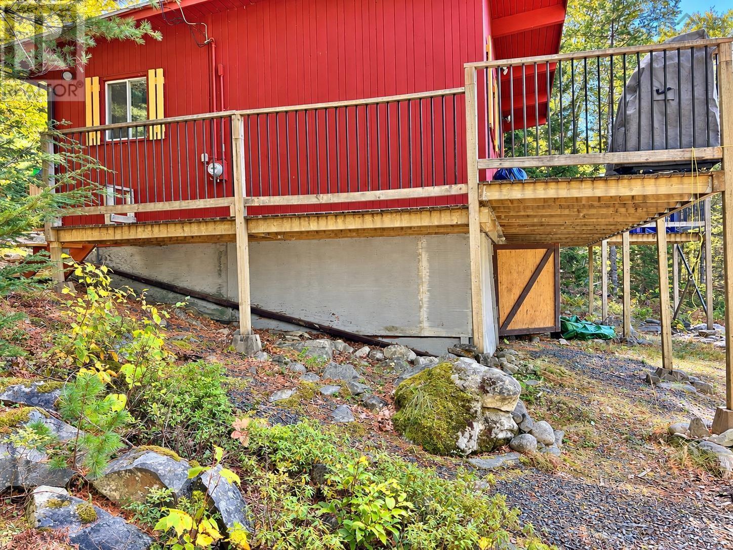 127 Ponhook View Drive, Labelle, Nova Scotia  B0T 1E0 - Photo 3 - 202625715