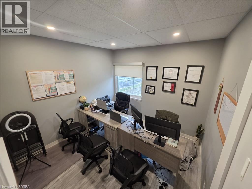 80 Brant Avenue Unit# 1003, Brantford, Ontario  N3T 3H1 - Photo 6 - 40872091