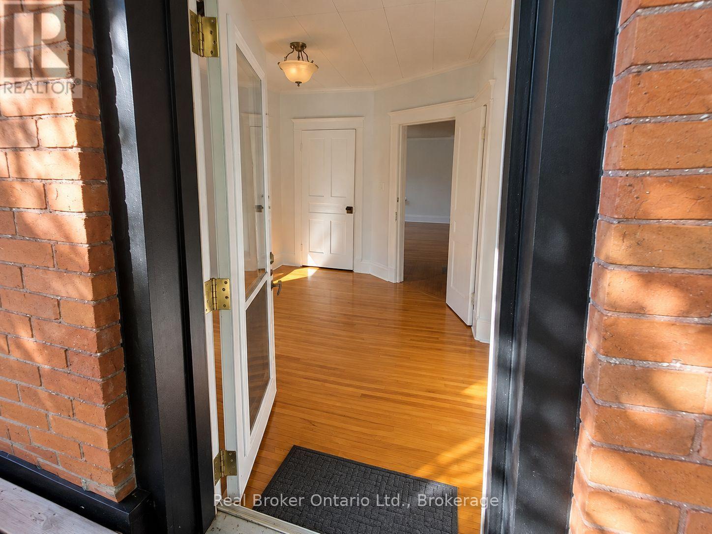 4 Cambria Street, Stratford, Ontario  N5A 1G4 - Photo 13 - X13872830
