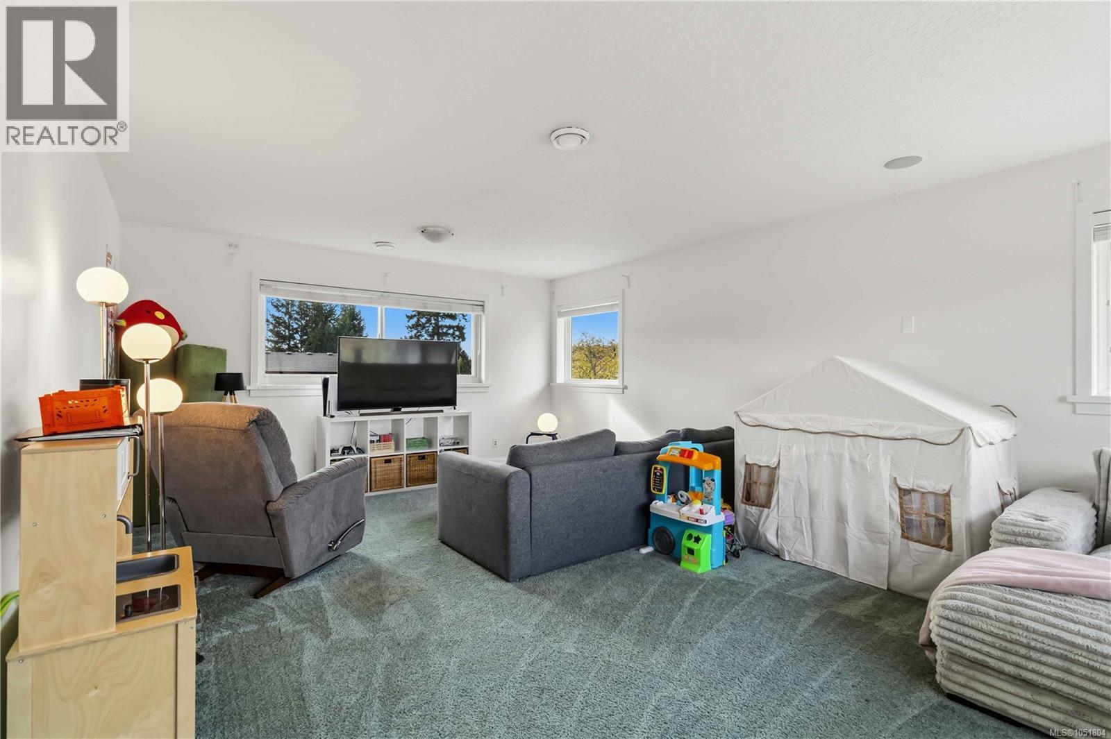 3519 Promenade Cres