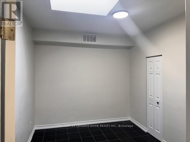 2 - 783 Barton Street E, Hamilton, Ontario  L8L 3A9 - Photo 2 - X14092450