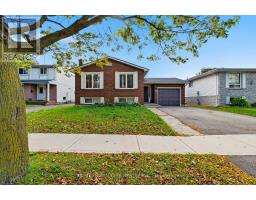 82 BEAVER CRESCENT, Brantford, Ontario