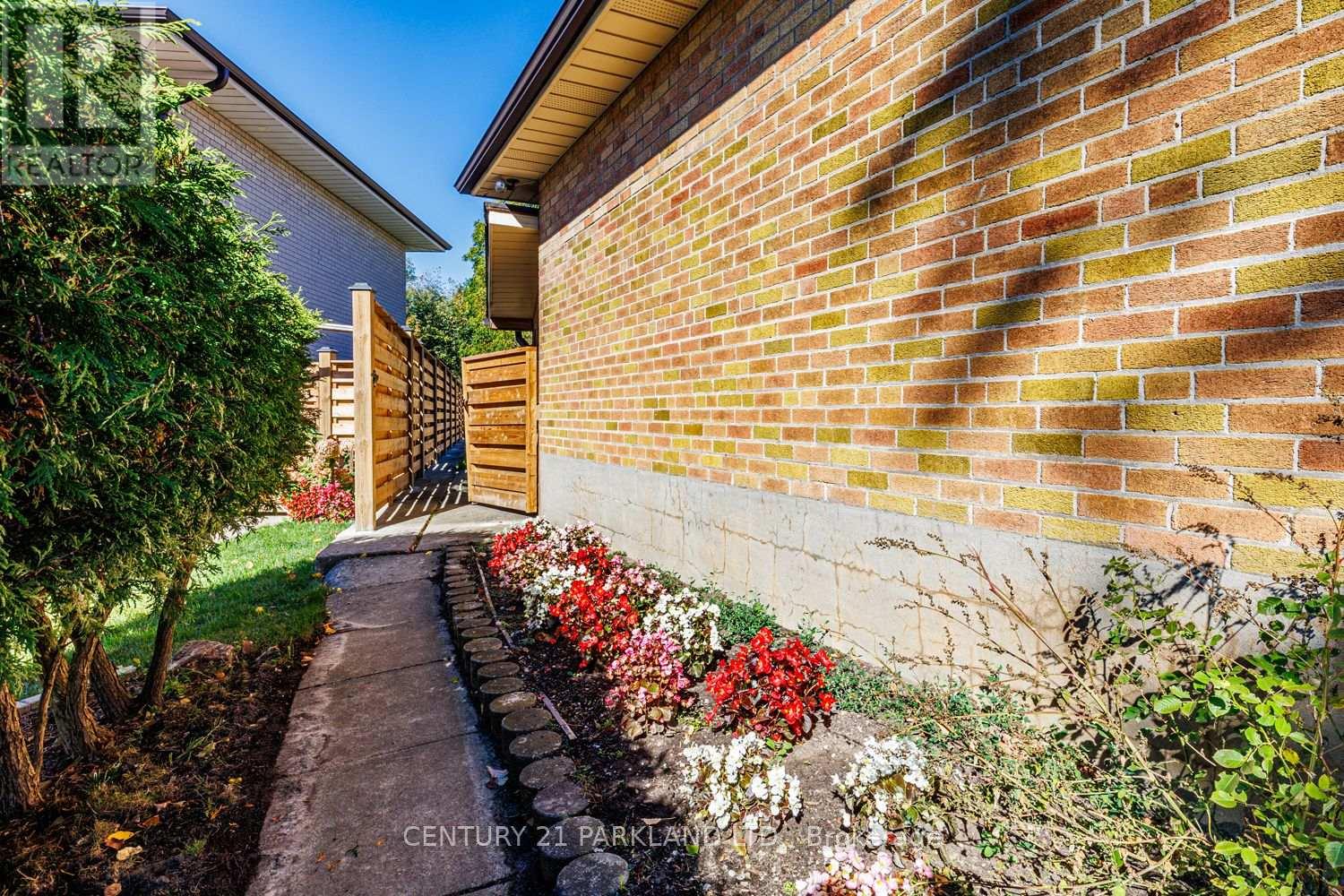22 Waterfield Drive, Toronto, Ontario M1P 3W5 - Photo 21 - E14083326