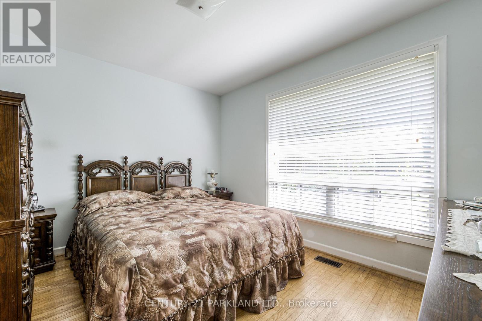 22 Waterfield Drive, Toronto, Ontario M1P 3W5 - Photo 8 - E14083326