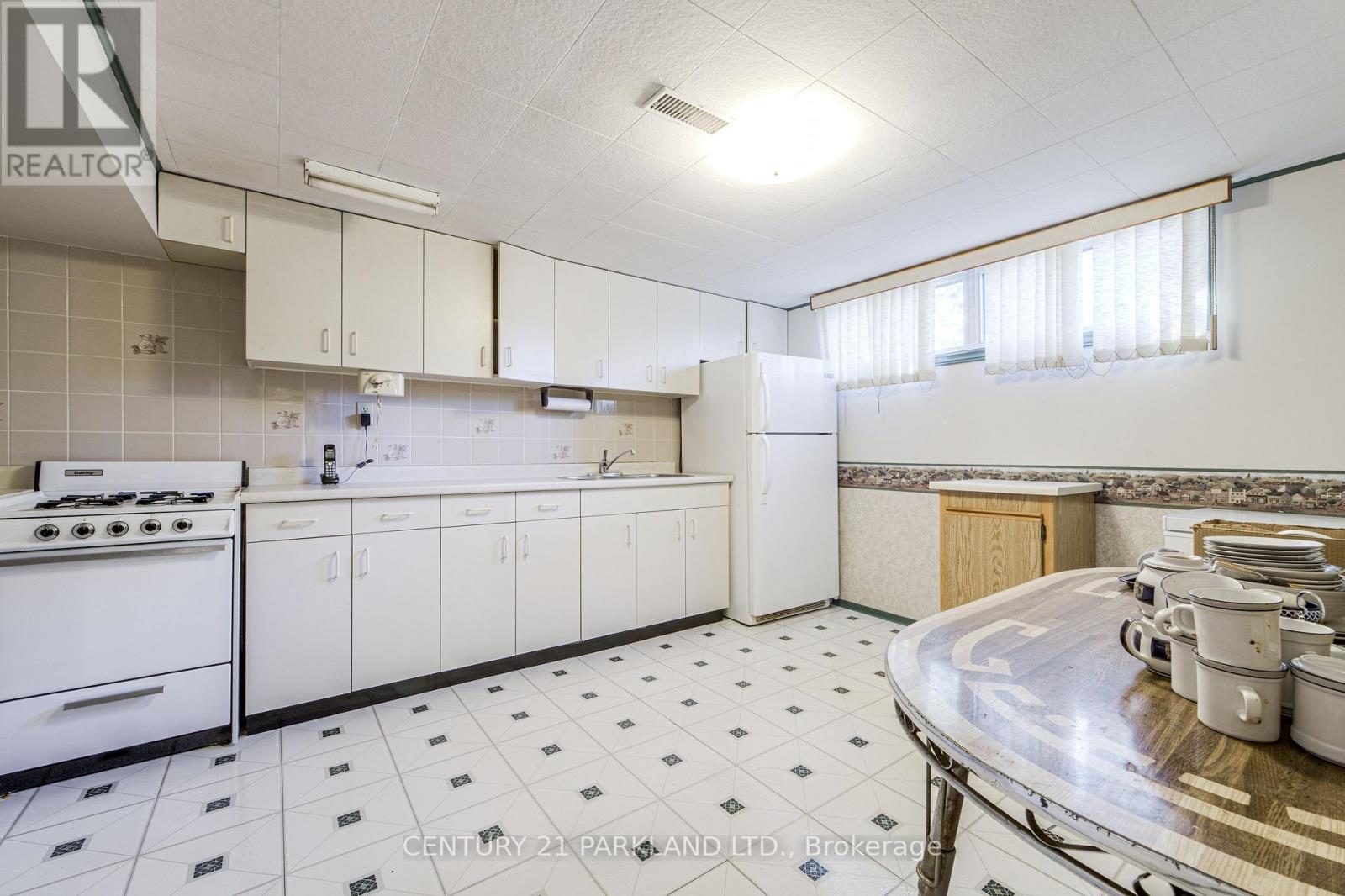 22 Waterfield Drive, Toronto, Ontario M1P 3W5 - Photo 17 - E14083326