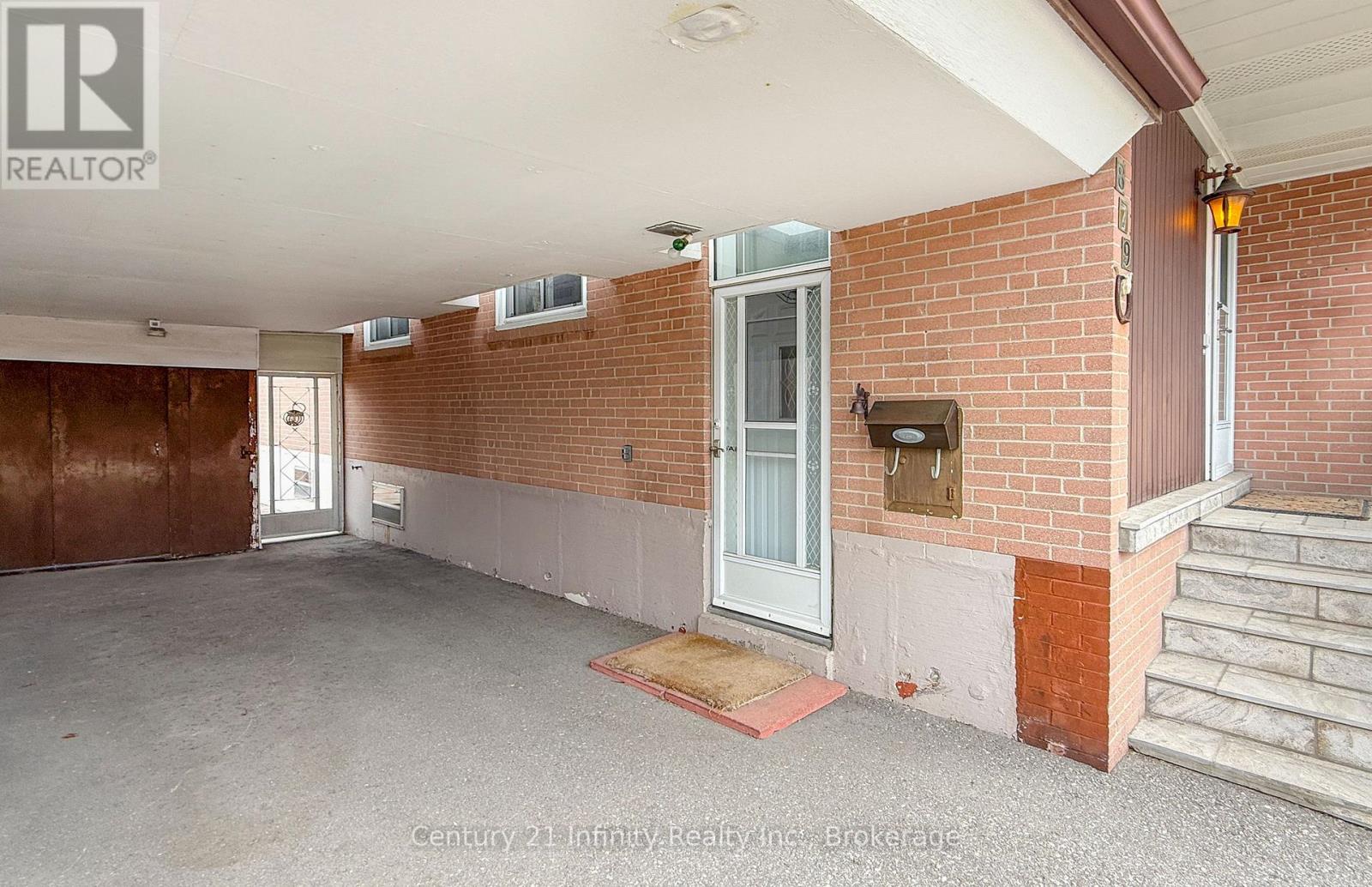 879 Antonio Street, Pickering, Ontario  L1W 1T4 - Photo 5 - E14092614