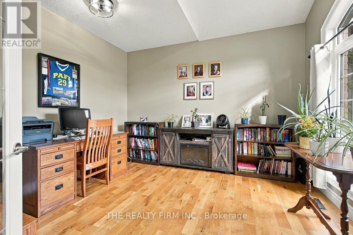 160 Plane Tree Drive, London North, Ontario  N6G 5H4 - Photo 8 - X14092638