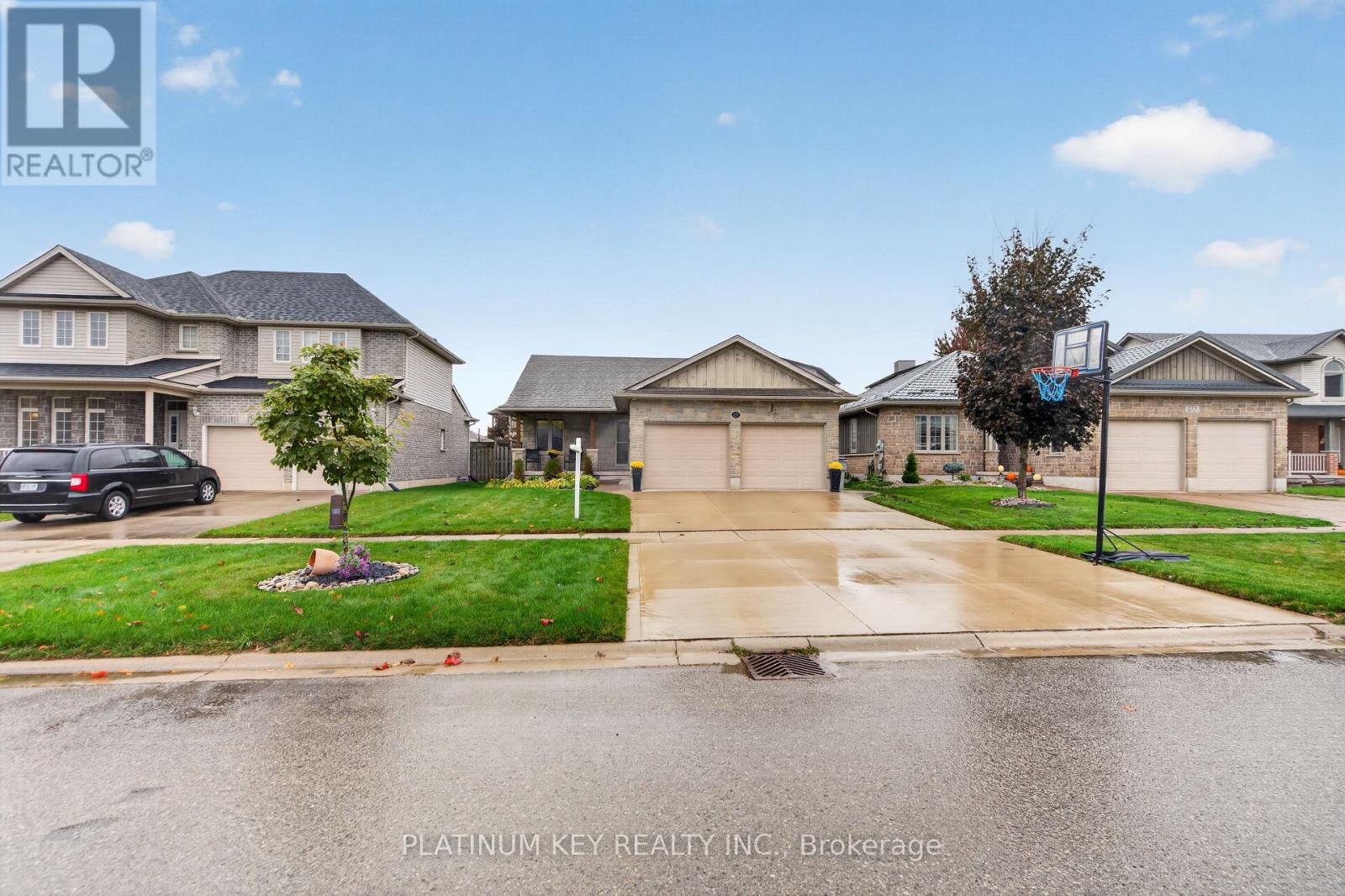 277 THORNE DRIVE, Strathroy-Caradoc, Ontario