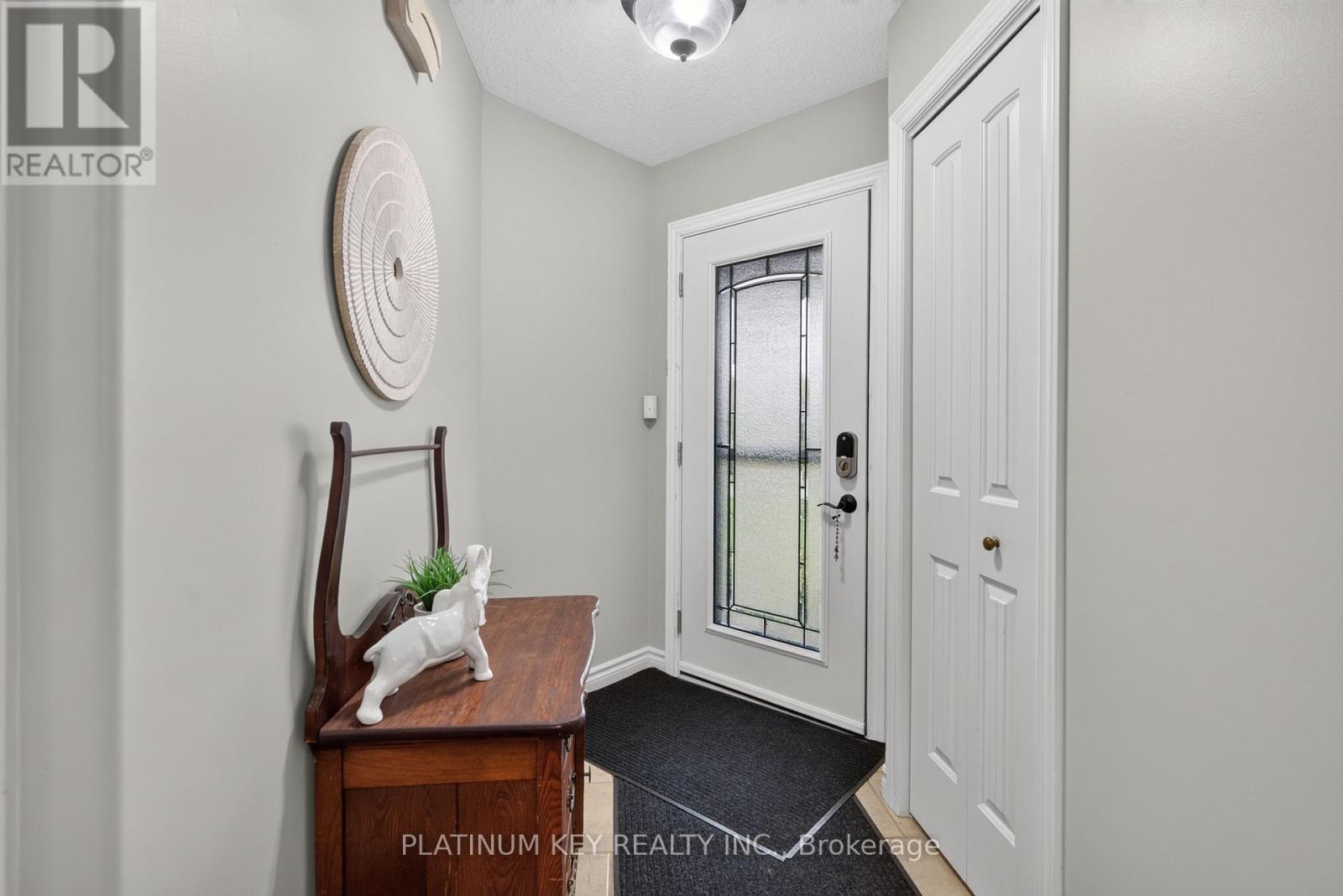 277 Thorne Drive, Strathroy-Caradoc, Ontario  N7G 4C9 - Photo 3 - X14092830
