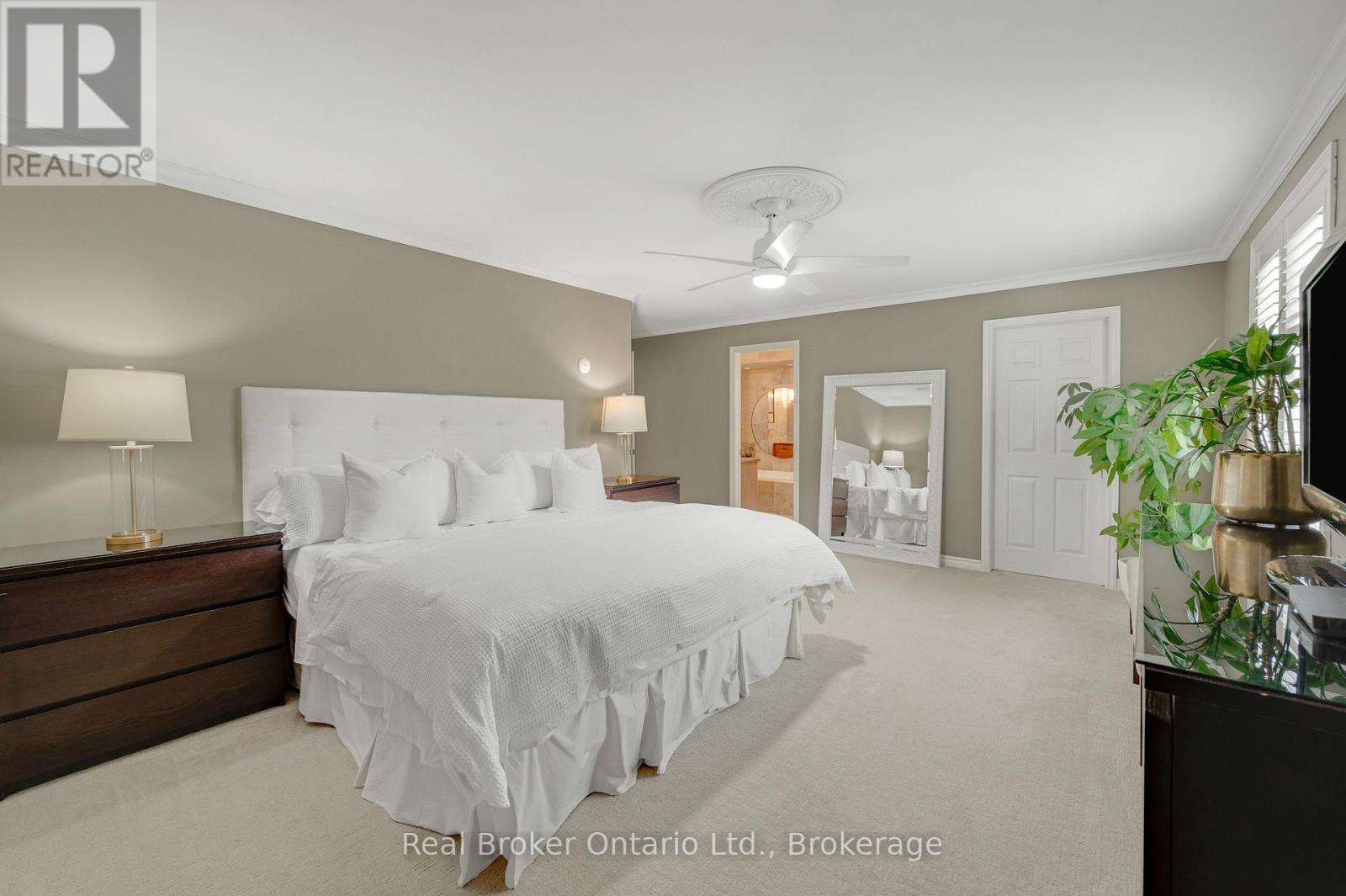 3270 Shelburne Place, Oakville, Ontario  L6L 5V9 - Photo 21 - W13840048