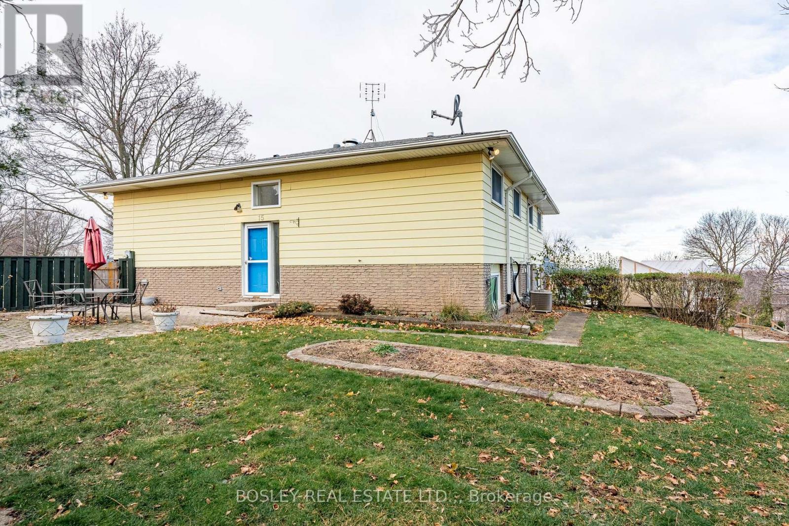 15 Alden Court, St. Catharines, Ontario  L2T 3X2 - Photo 32 - X14010362