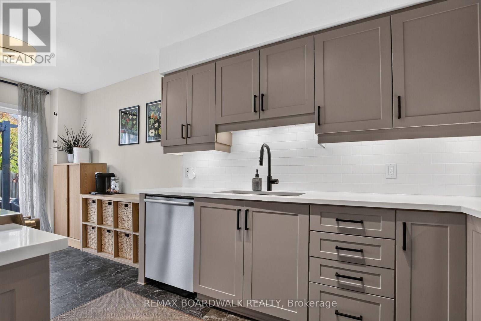 994 Rocky Harbour Crescent, Ottawa, Ontario  K1V 1T9 - Photo 23 - X14092848