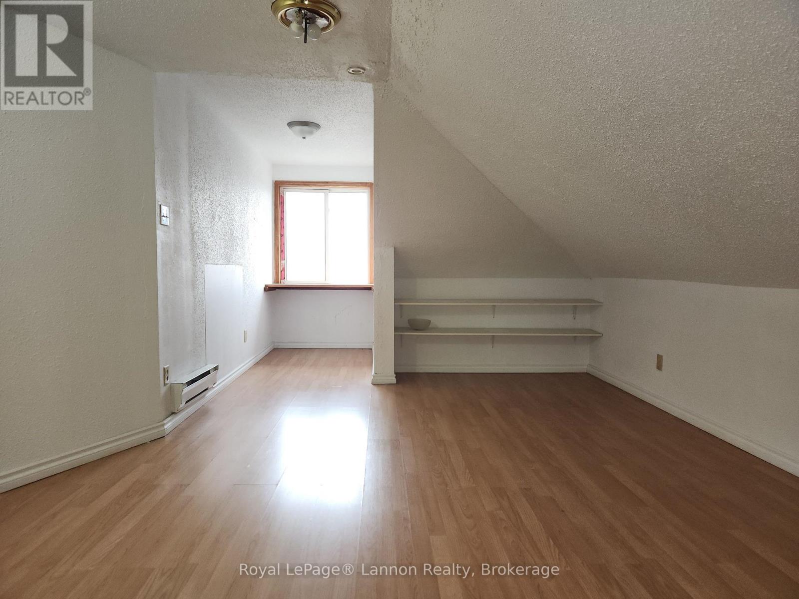 87-89 Cumberland Street N, Thunder Bay, Ontario  P7A 4M1 - Photo 15 - X14092588