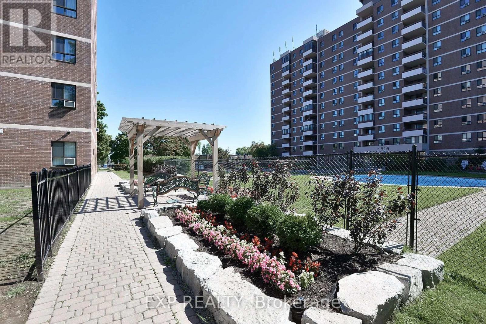 718 - 1625 Bloor Street, Mississauga, Ontario  L4X 1S3 - Photo 37 - W14092796