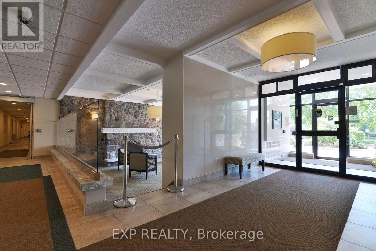 718 - 1625 Bloor Street, Mississauga, Ontario  L4X 1S3 - Photo 5 - W14092796
