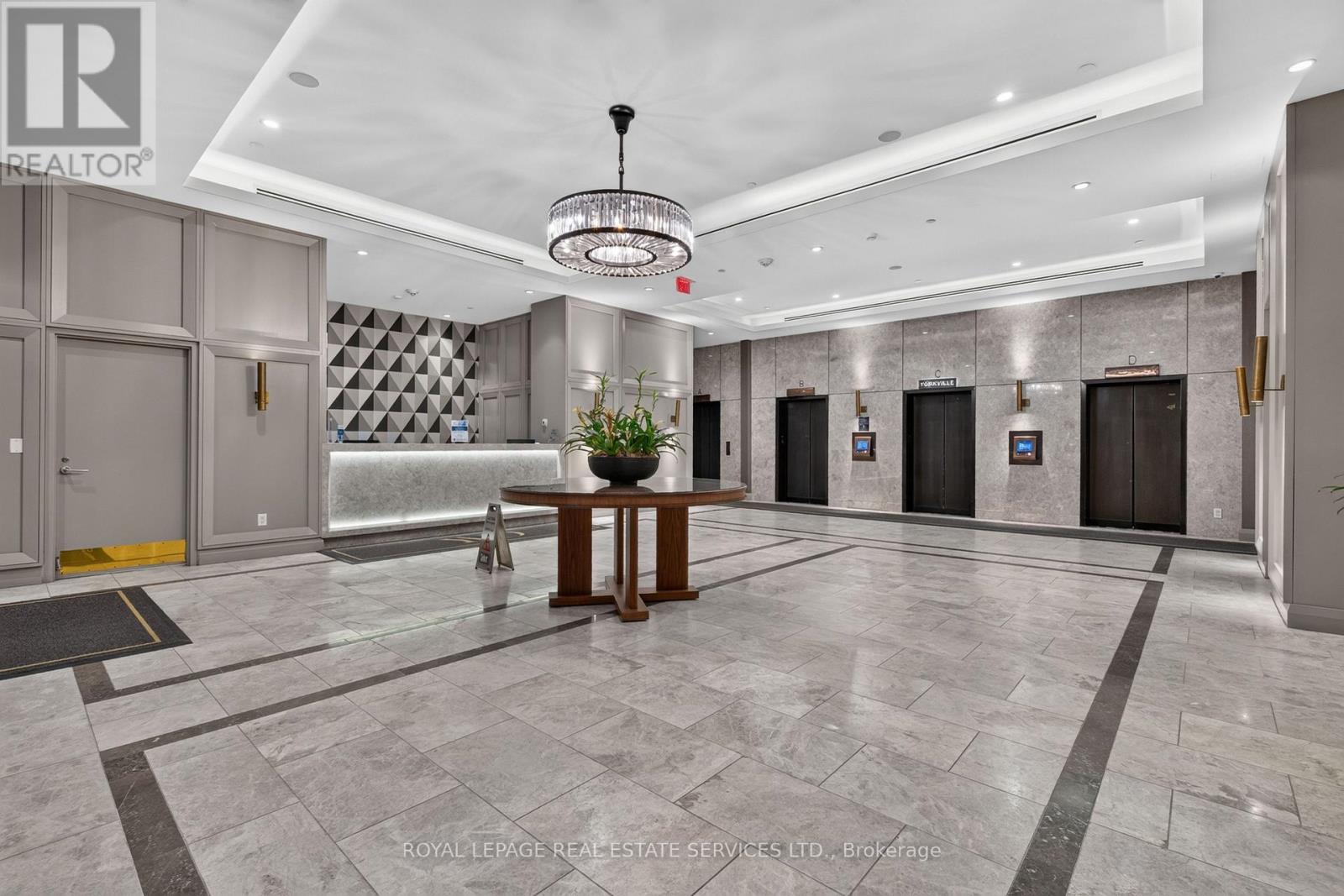 1918 - 155 Yorkville Avenue, Toronto, Ontario M5R 0B4 - Photo 4 - C14092566