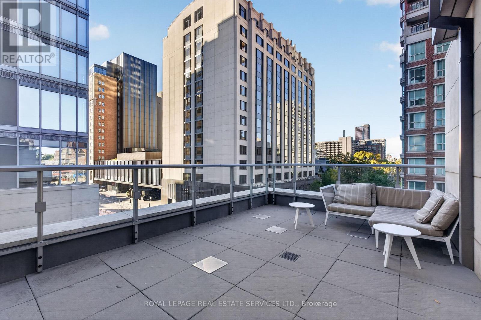1918 - 155 Yorkville Avenue, Toronto, Ontario M5R 0B4 - Photo 44 - C14092566