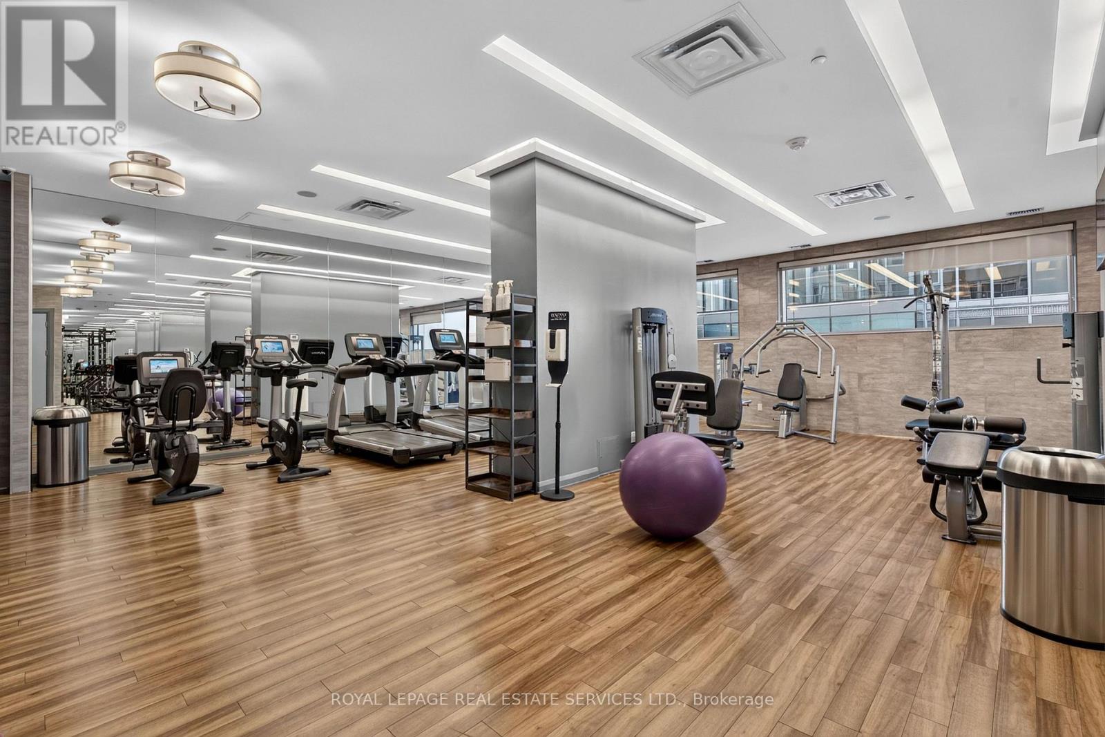 1918 - 155 Yorkville Avenue, Toronto, Ontario M5R 0B4 - Photo 47 - C14092566