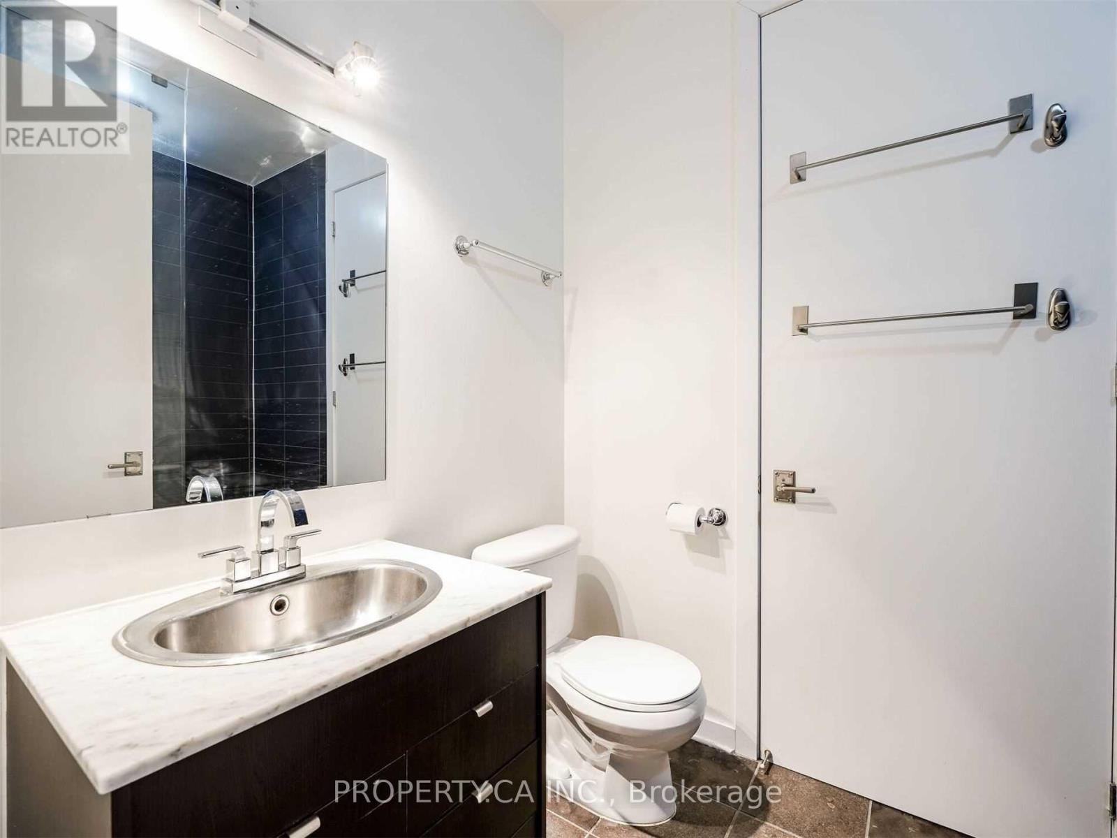 509 - 19 Brant Street, Toronto, Ontario  M5V 2L2 - Photo 18 - C14092634
