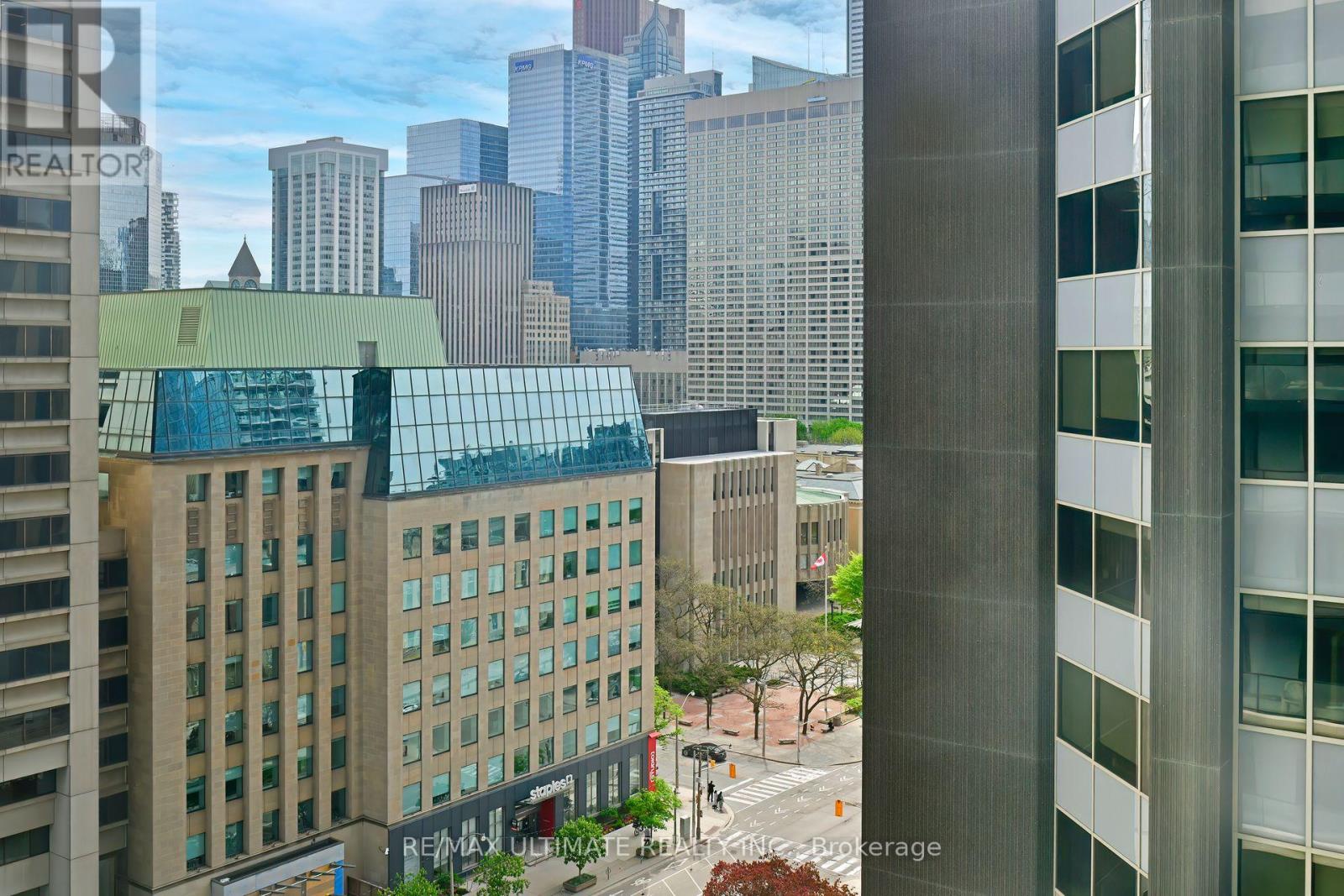 2105 - 426 University Avenue, Toronto, Ontario  M5G 1S9 - Photo 7 - C14092716