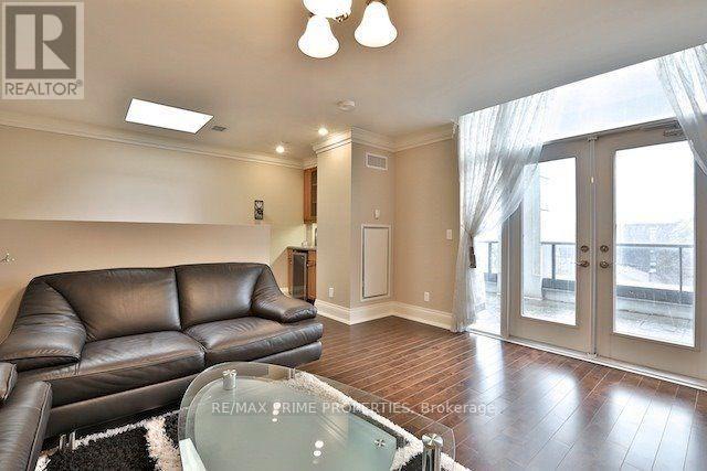 9 Greenview Avenue, Toronto, Ontario  M2M 0A3 - Photo 13 - C14092762