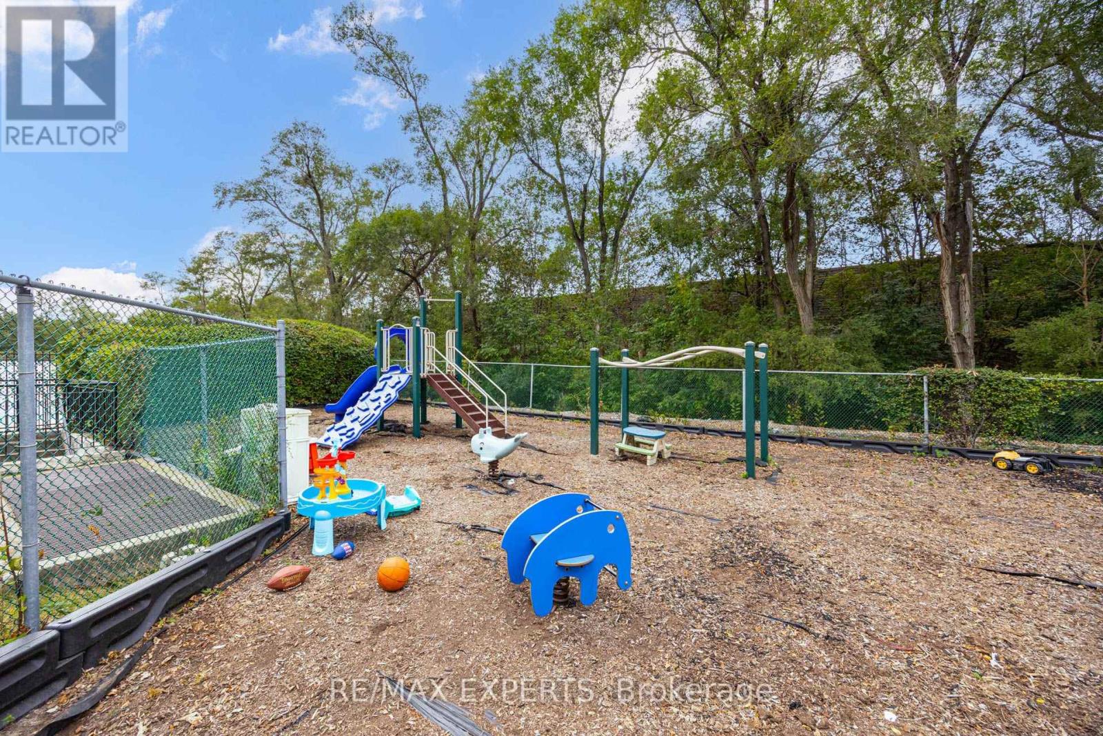 1104 - 130 Neptune Drive, Toronto, Ontario M6A 1X5 - Photo 36 - C14092808