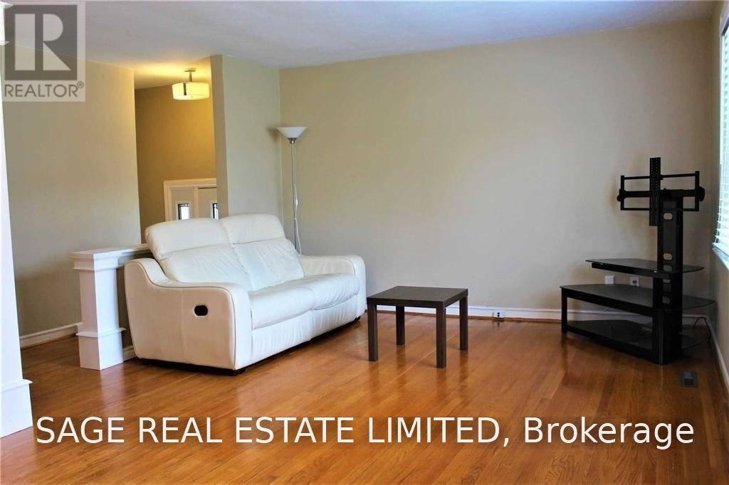 77 Vauxhall Drive, Toronto, Ontario  M1P 1R1 - Photo 2 - E14092582