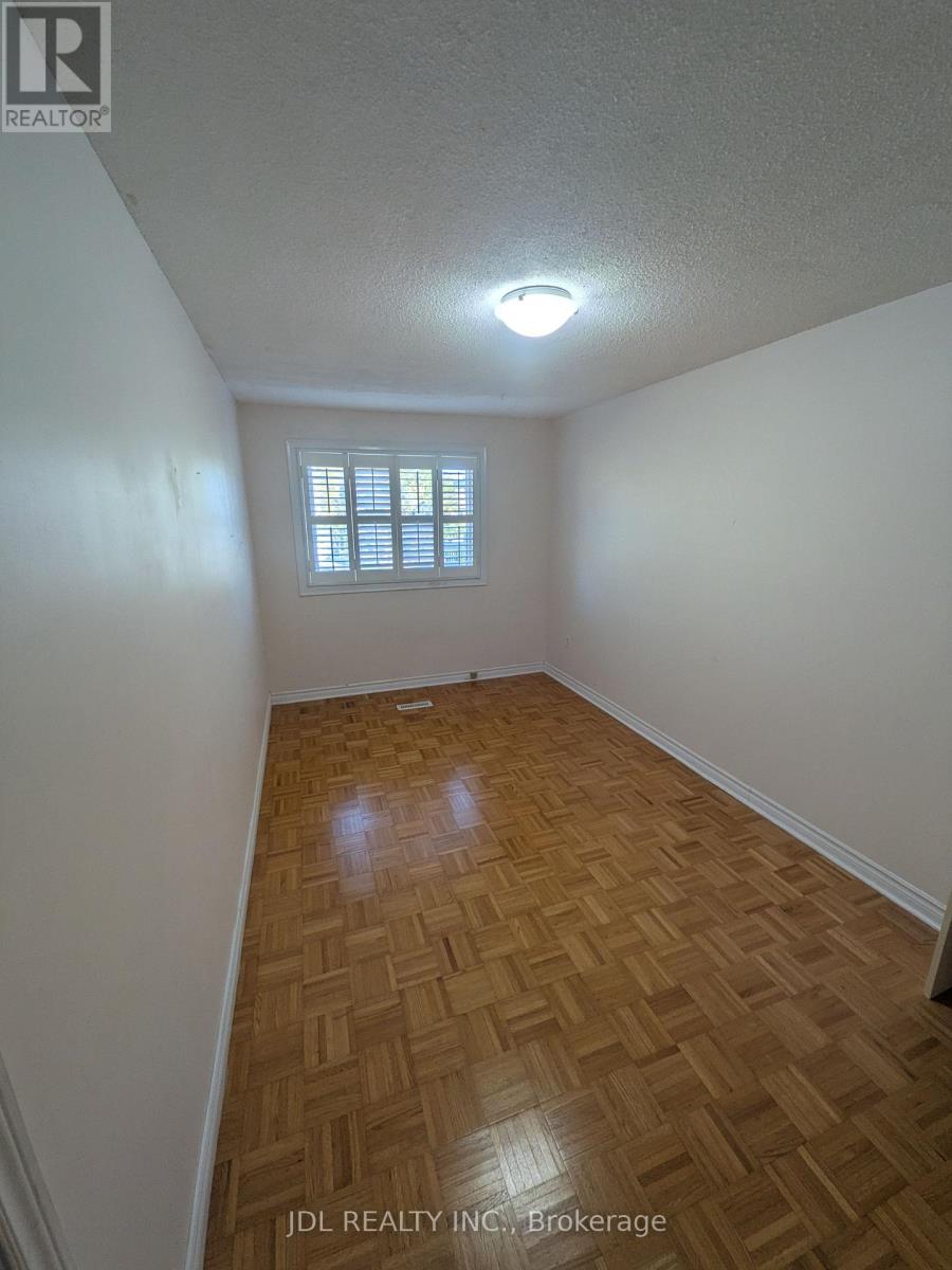 110 Bellefontaine Street, Toronto, Ontario  M1S 4E6 - Photo 9 - E14092714