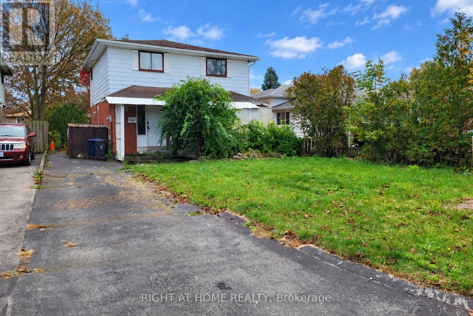 171 QUETICO COURT, Oshawa, Ontario
