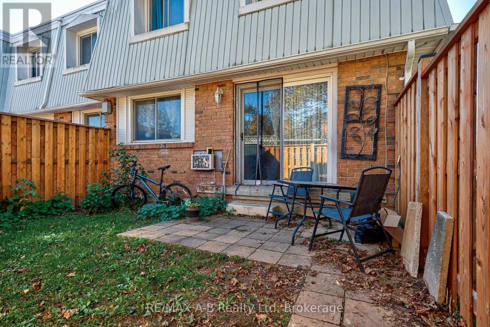 7 - 300 Traynor Avenue, Kitchener, Ontario  N2C 2J1 - Photo 38 - X14092782
