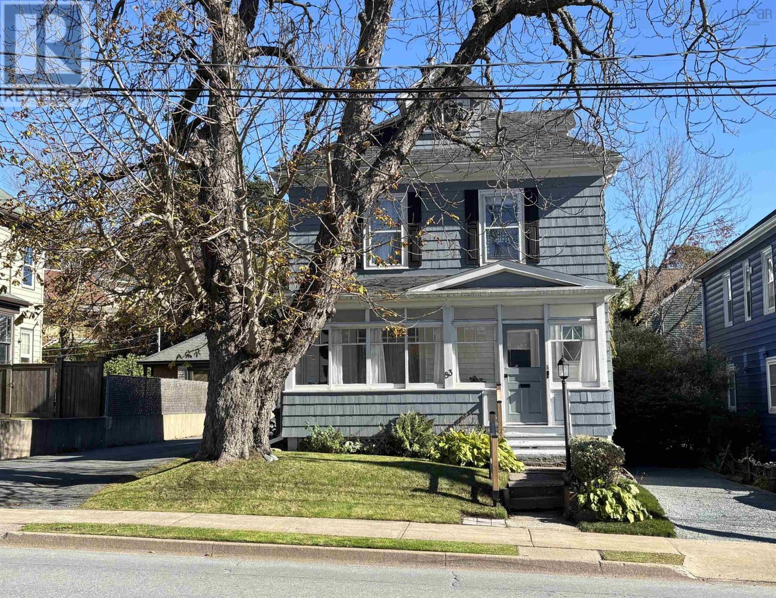 83 Prince Albert Road, dartmouth, Nova Scotia