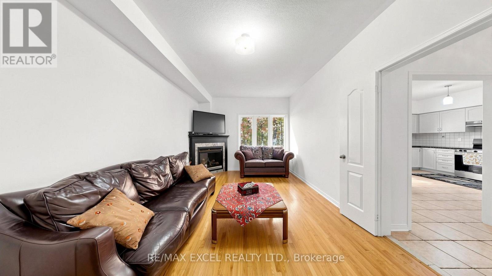 44 Canyon Hill Avenue, Richmond Hill, Ontario  L4C 9T5 - Photo 10 - N14081770